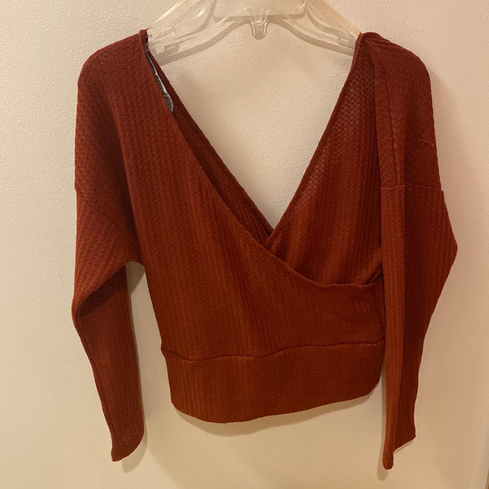 HYFYVE long sleeved top size small